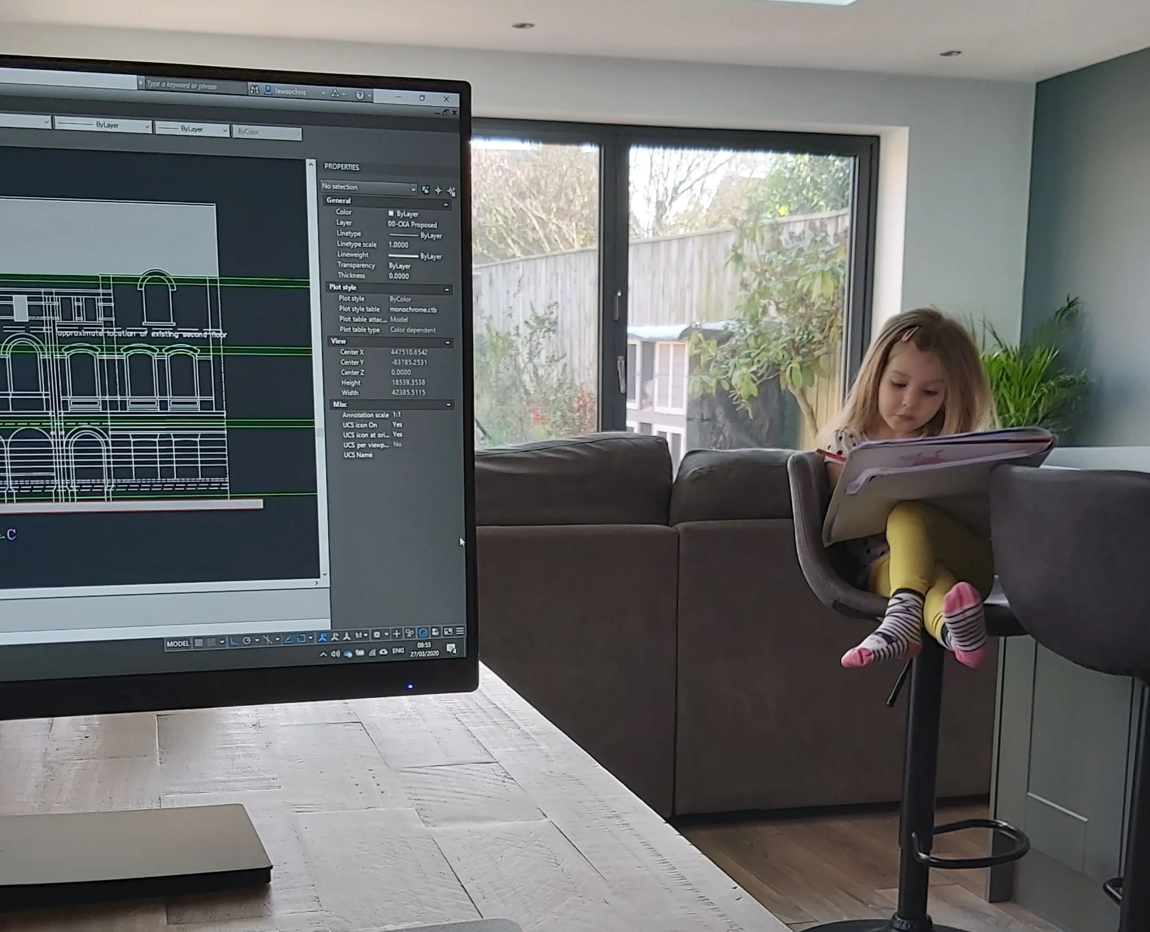 Online designs taking place at home